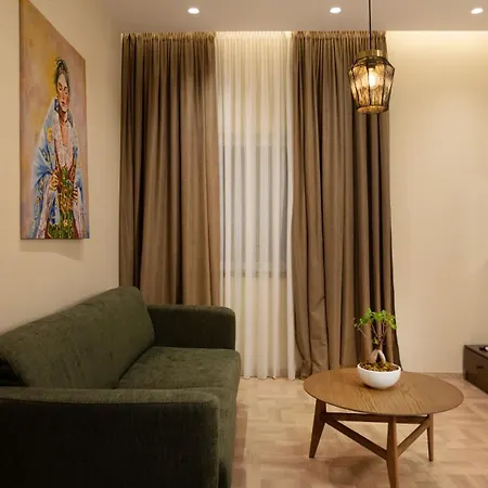 Hotel Cloud 5 Blloku 4*