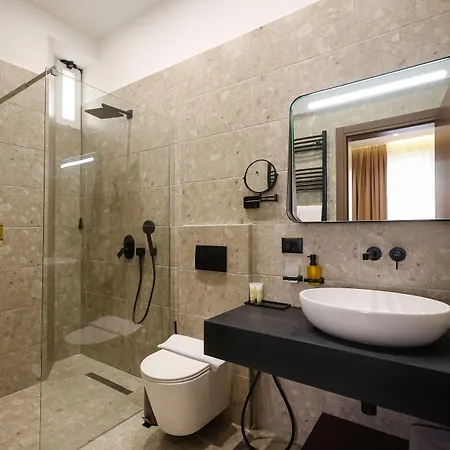 Cloud 5 Blloku Hotel Tirana