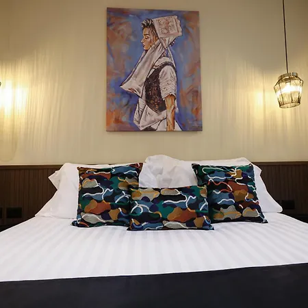 Cloud 5 Blloku Отель