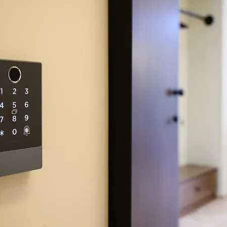 Отель Cloud 5 Blloku Тирана