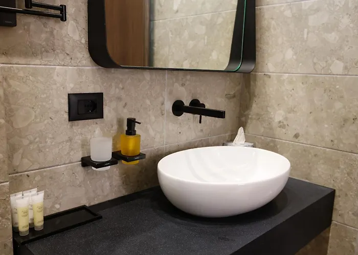 Cloud 5 Blloku Τίρανα