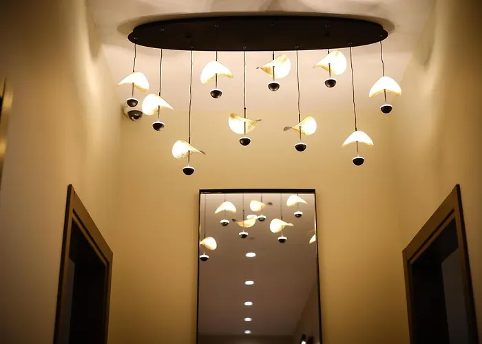 Ξενοδοχείο Cloud 5 Blloku 4*